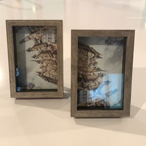 2 Wooden Picture Frames 4x6